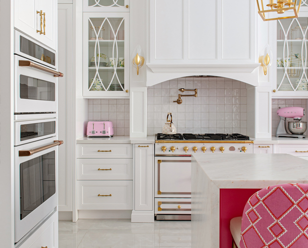 https://www.monacointeriors.ca/wp-content/uploads/2025/02/William-Rose-gal-b-img6.jpg