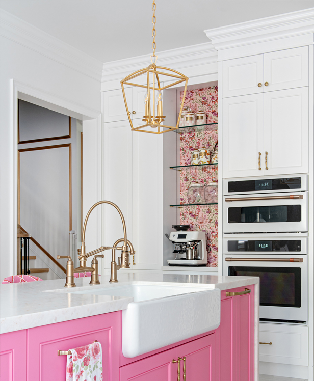 https://www.monacointeriors.ca/wp-content/uploads/2025/02/William-Rose-gal-b-img7.jpg
