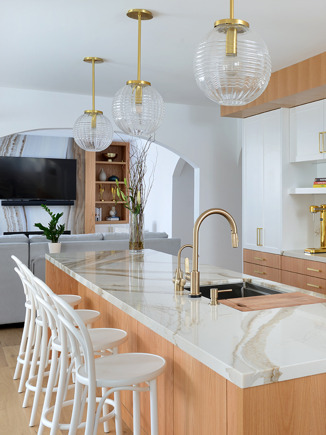 https://www.monacointeriors.ca/wp-content/uploads/2023/10/devlin-gal-img_6.jpg